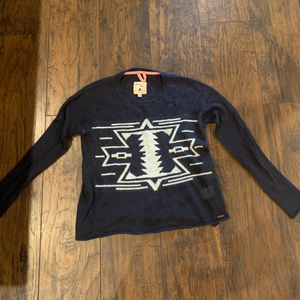 Triple Five Soul Sweater